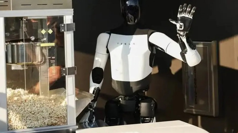 Esta es la historia de Optimus, el robot humanoide que ocupa un lugar central en los planes de crecimiento de Elon Musk para Tesla